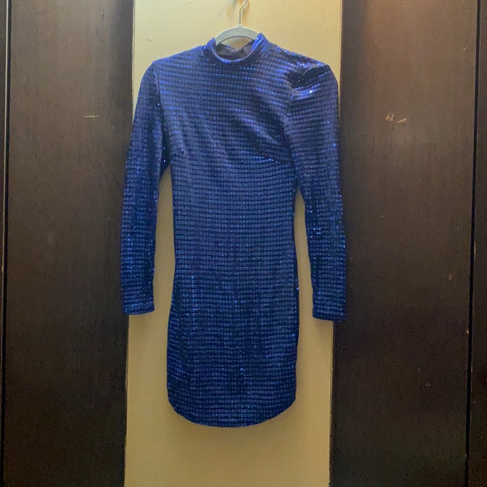 Long sleeve dress